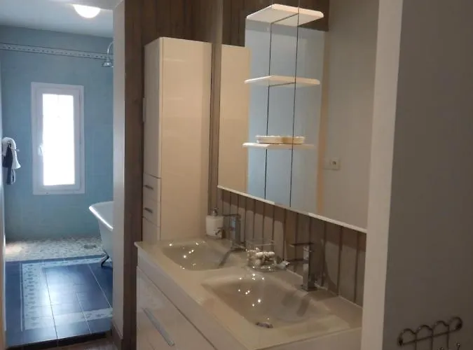 La Salamandre Villa *